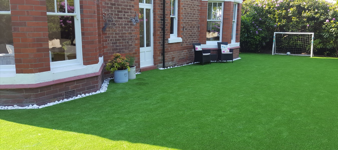 Transform Your Outdoors: The Benefits of Hiring Artificial Grass Fitters